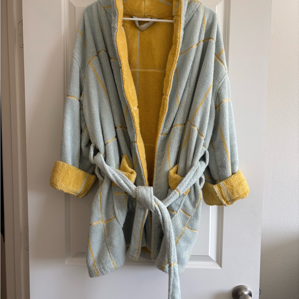 Cozy Earth Windowpane Resort Robe